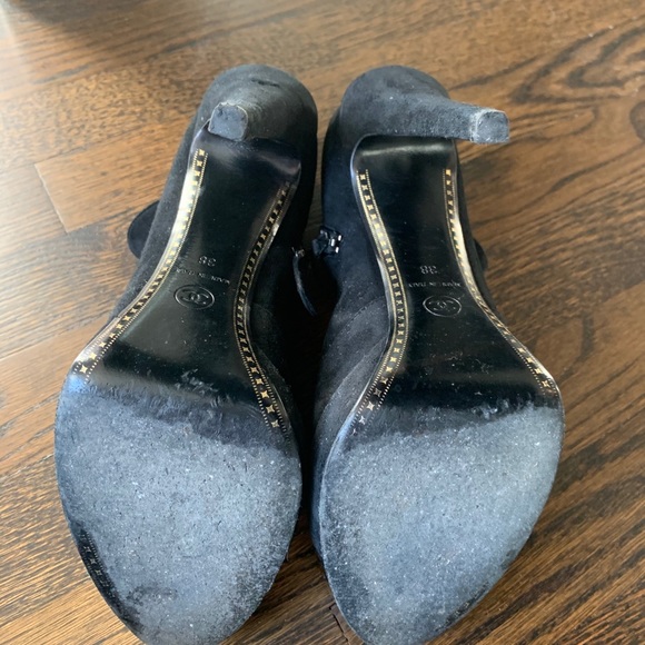 Black Chanel booties size 38 - Picture 5 of 6